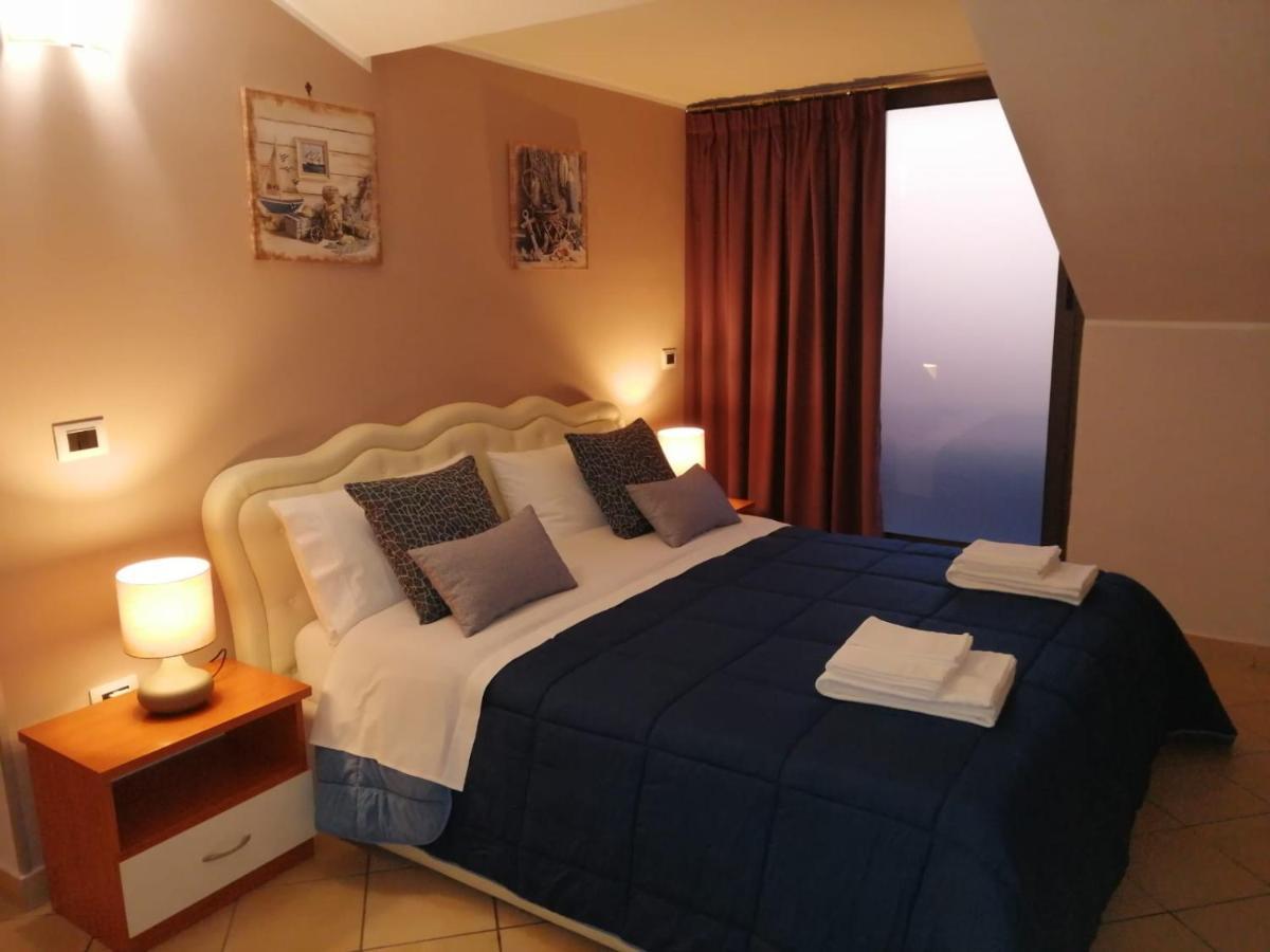 B&B Louise Santa Maria Capua Vetere Exterior photo